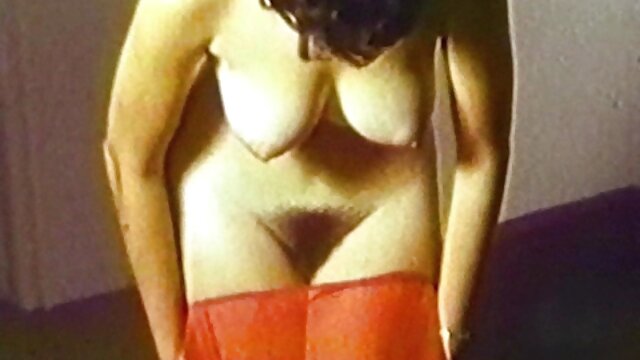 Porno sin registro  Linda chica tiene la cara cubierta videos amateurs latinos de semen